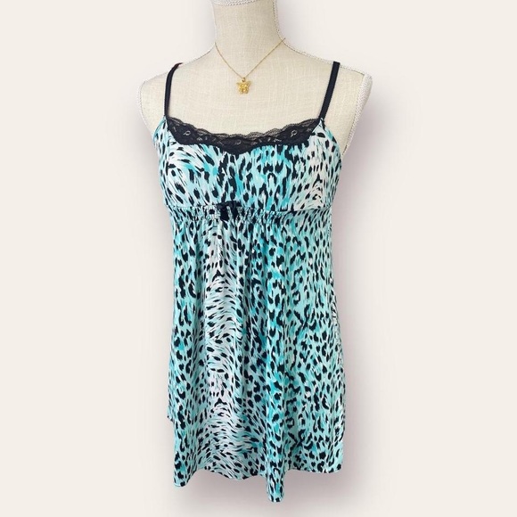 ✨🌺 y2k Betsey Johnson Slip 🌺✨ - Picture 3 of 6